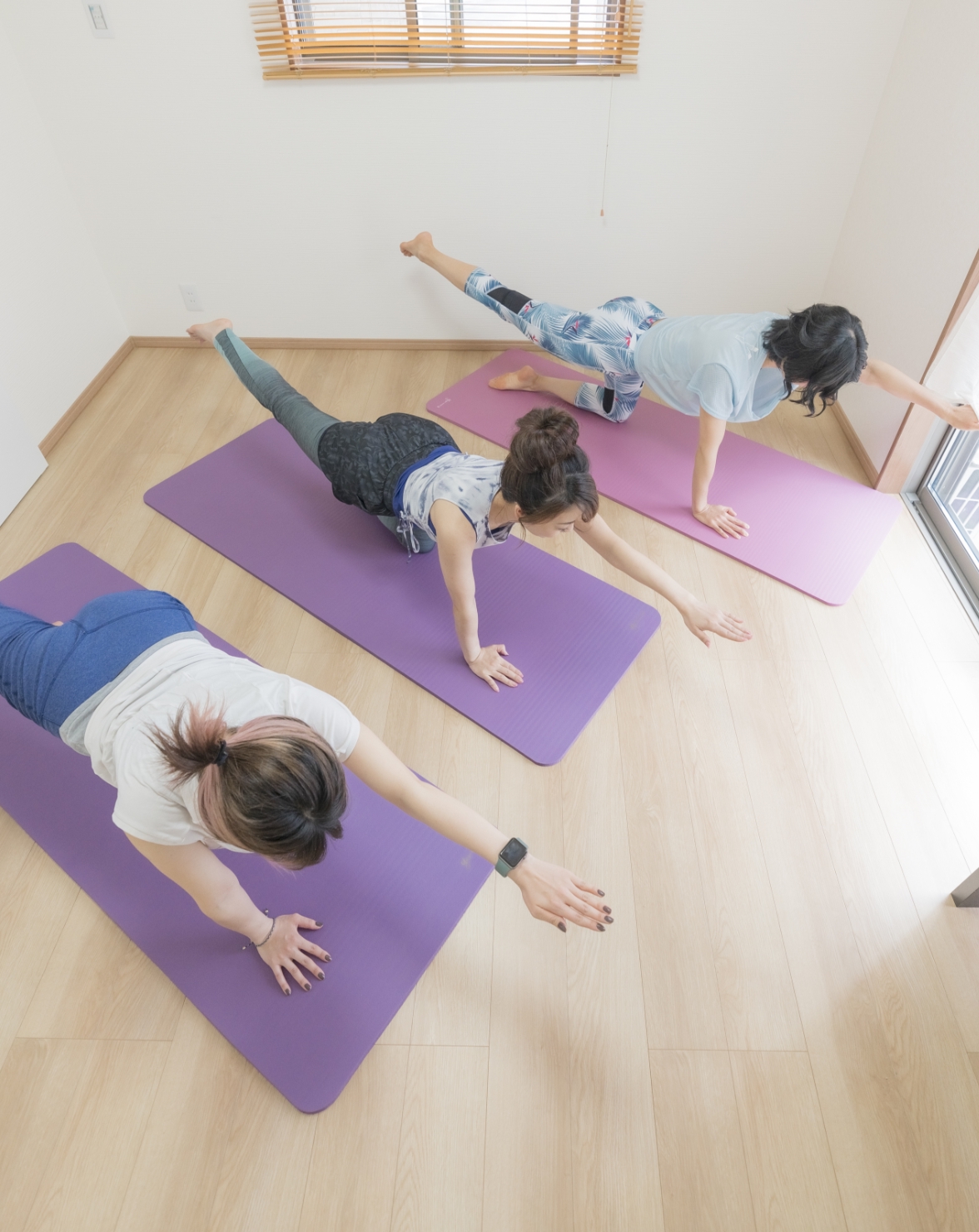 pilates&coaching NEKKO 大阪府守口市（大日駅最寄り）の少人数制のピラティスサロン レッスン風景